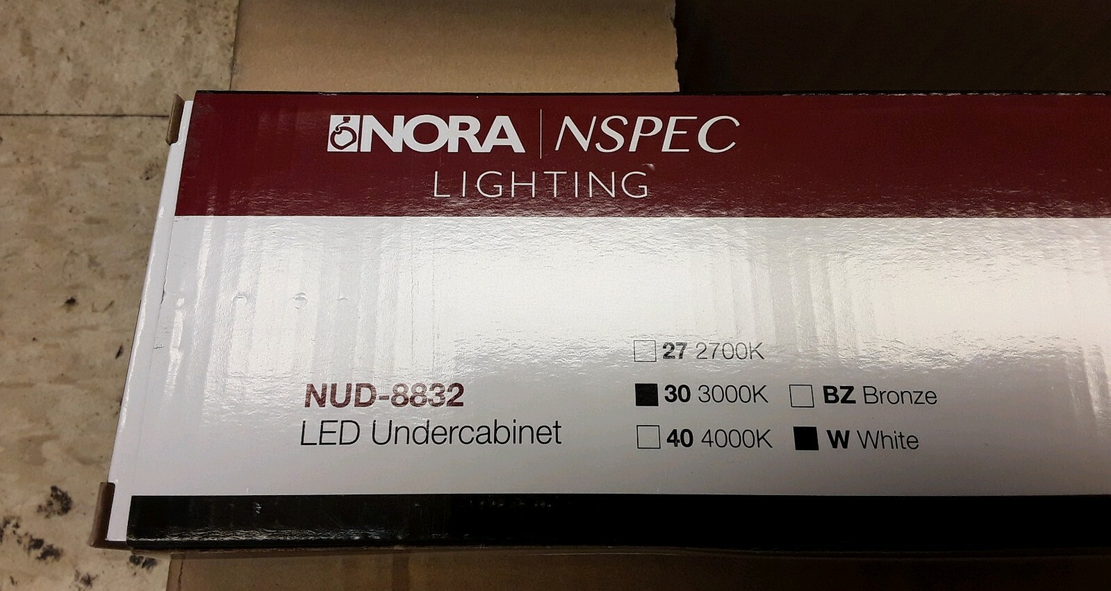 NORA NSPEC NUD-8832 32" LED UNDERCABINET LIGHTING 3000K