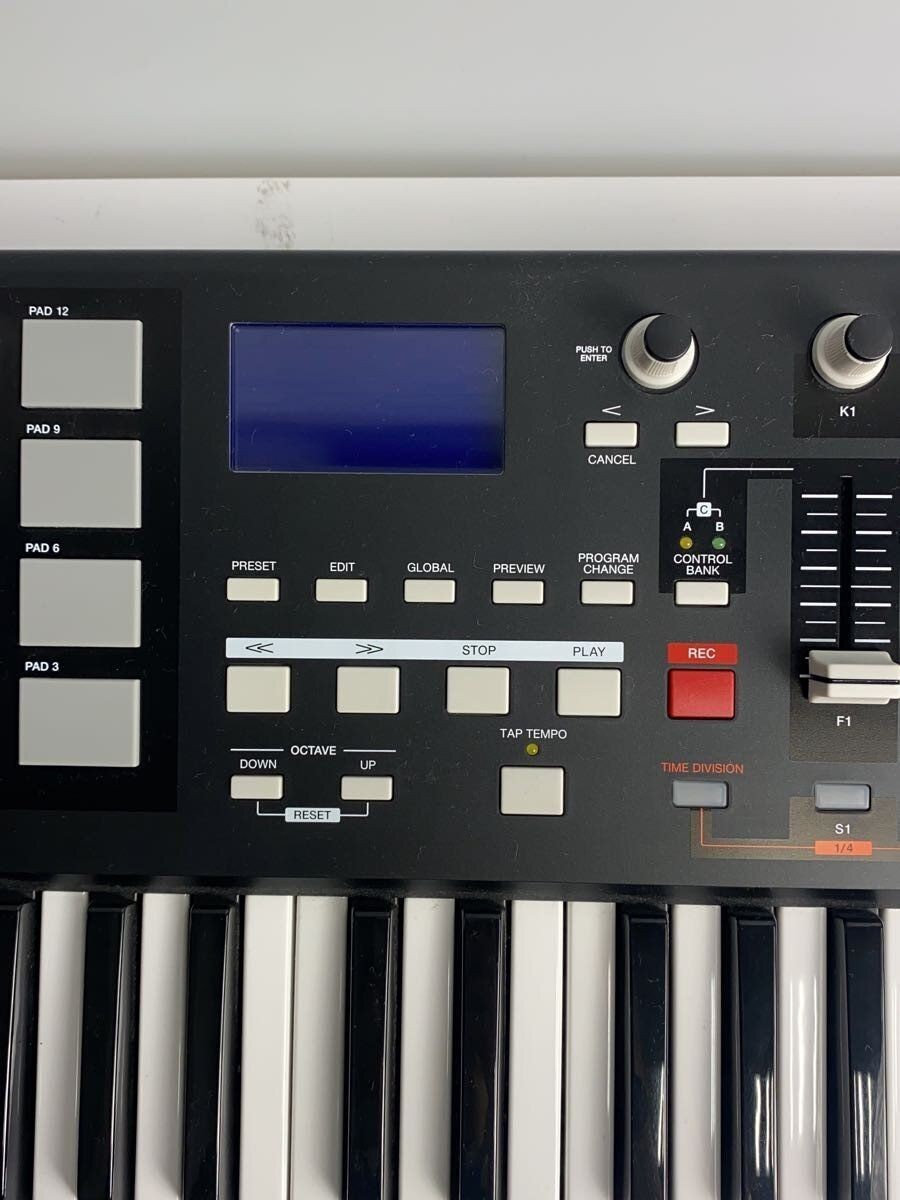 AKAI Synthesizer MPK49 Used