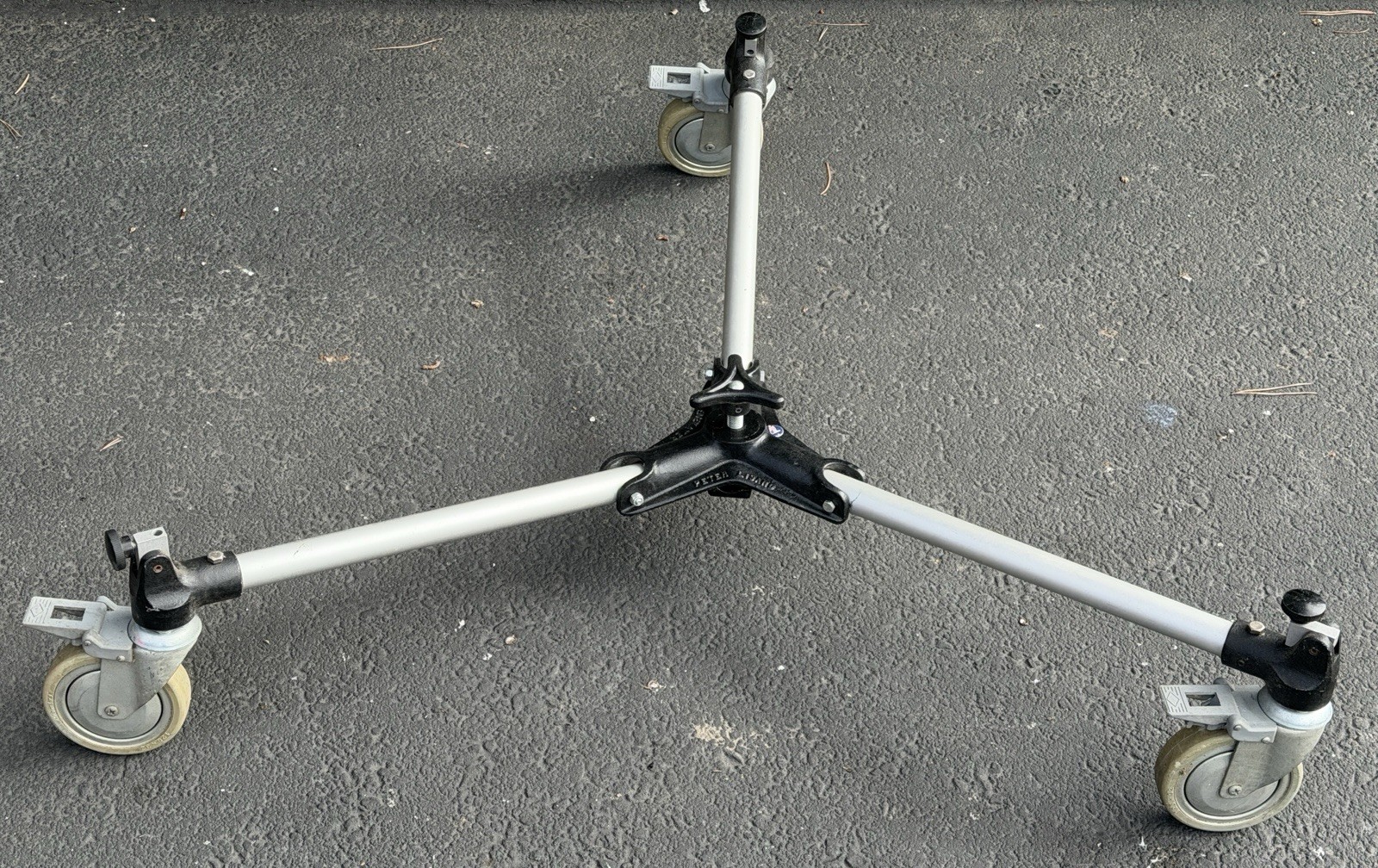 Vintage Peter Lisand Tripod Folding Rolling Triangle Spreader Dolly LOCAL  P-Up
