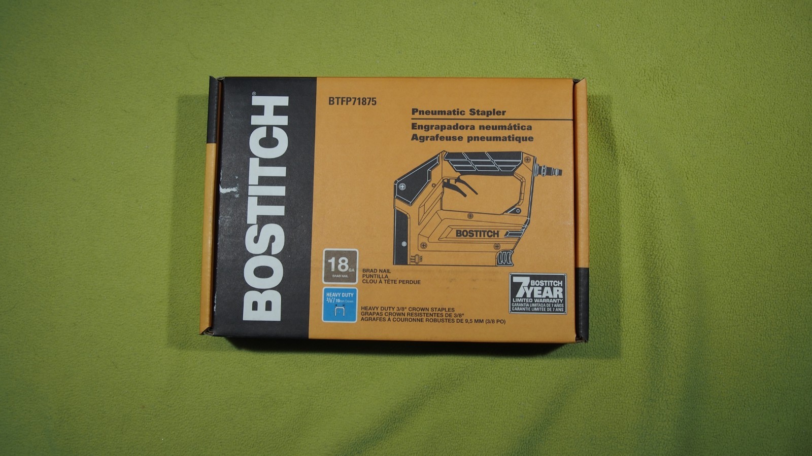 ***No Freight*** New In Box Bostitch BTFP71875 Pneumatic Stapler