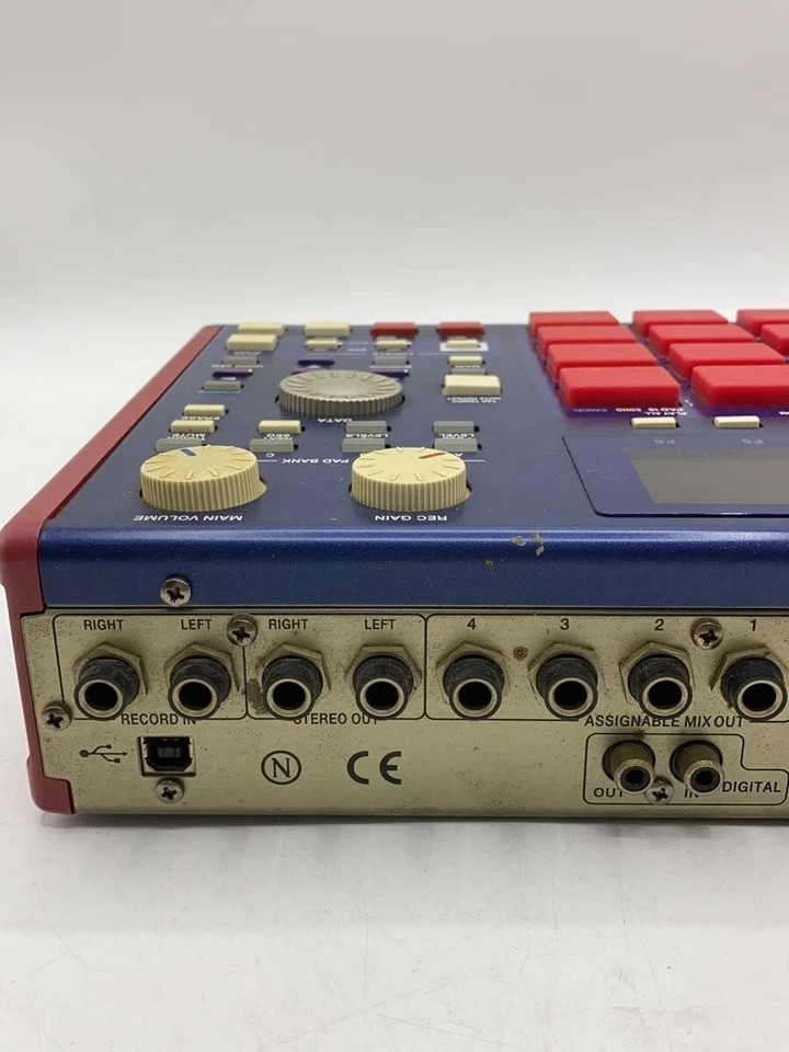 AKAI Professional MPC1000 Sampler Drum Machine Sequencer Blue Red No BOX