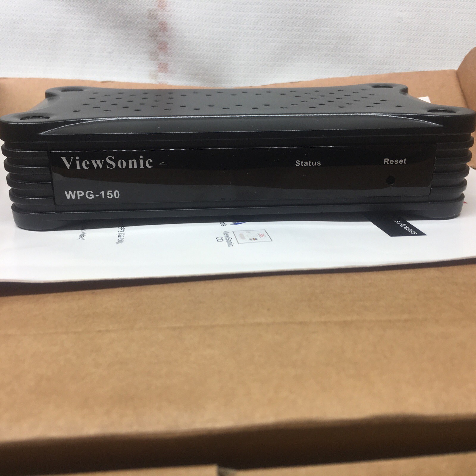 ViewSonic Wireless G Presentation Video Gateway WPG-150 VS11692.