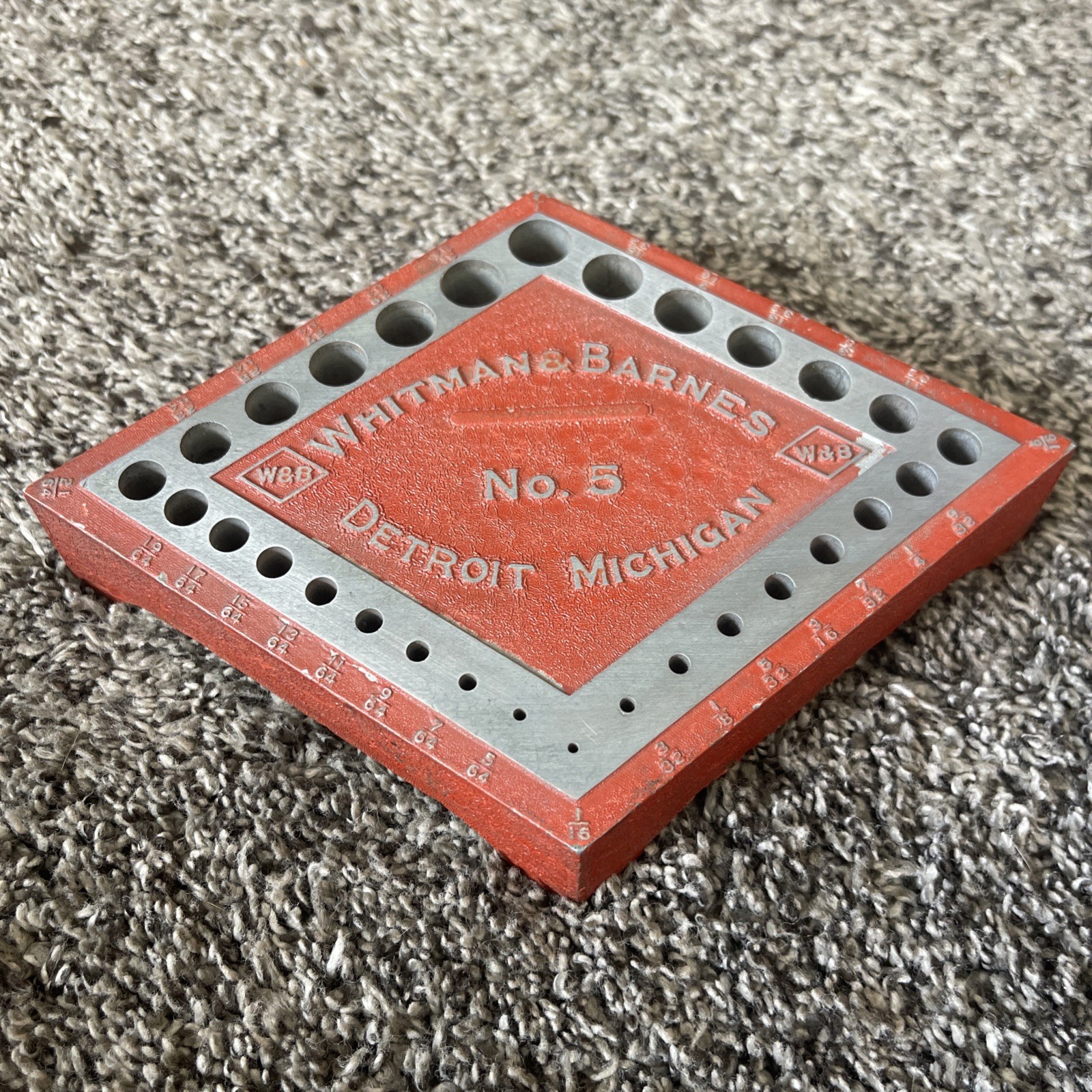 WHITMAN  & BARNES NO 5. Machinist Drill Bit Index-FRACTIONAL /SAE, Detroit, USA