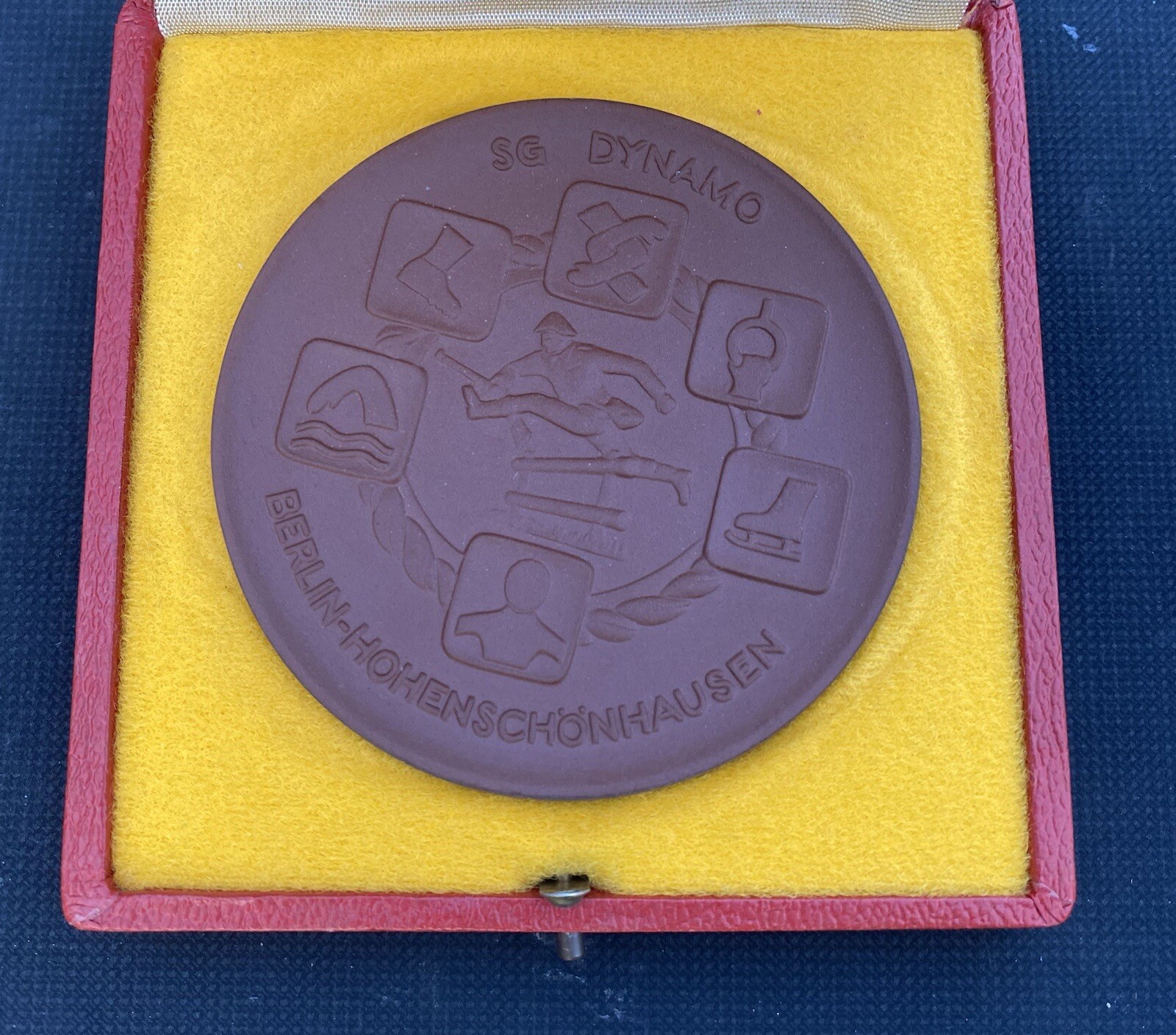 SG Dynamo  Hohenschonhausen East German sports club Award