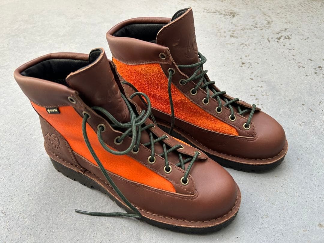 TACOMA FUJI RECORDS x DANNER Field