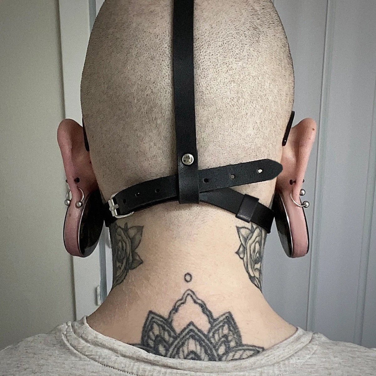 Female leather mask costume performance props