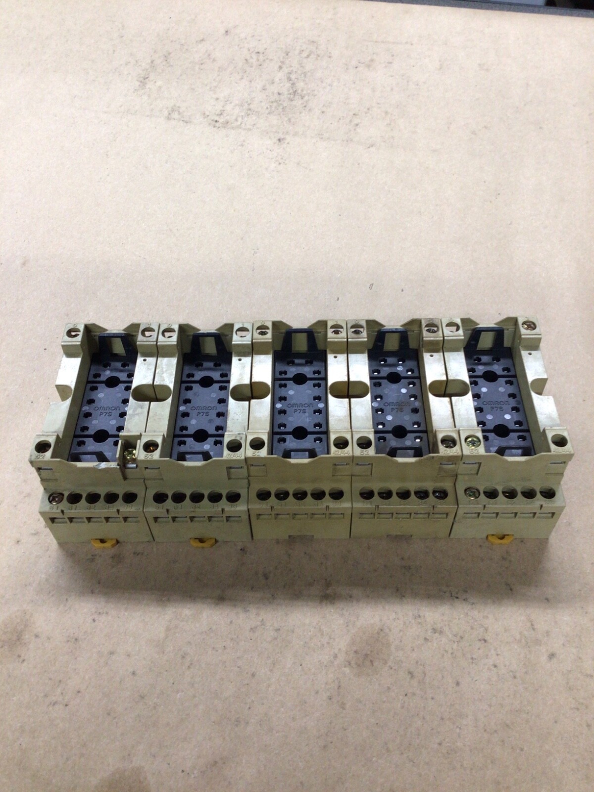 Omron P7S-14F Relay Socket 6A 250VAC *Lot of 5* #4020I148
