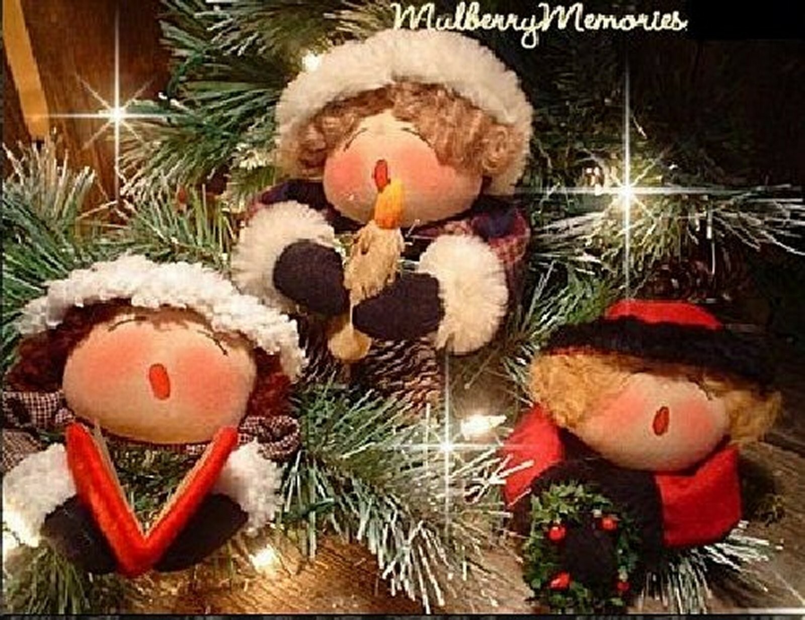 PATTERN Christmas Carolers Ornaments wreath embellishment dolls