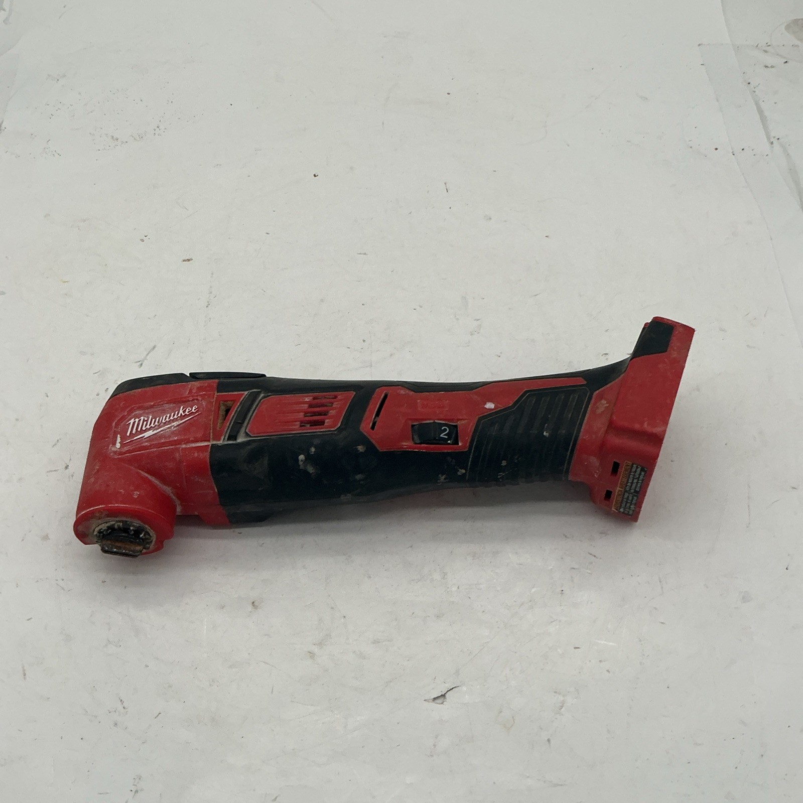 Milwaukee 2626-20 M18 Lithium-Ion Oscillating Tool -  FOR PARTS OR REPAIR