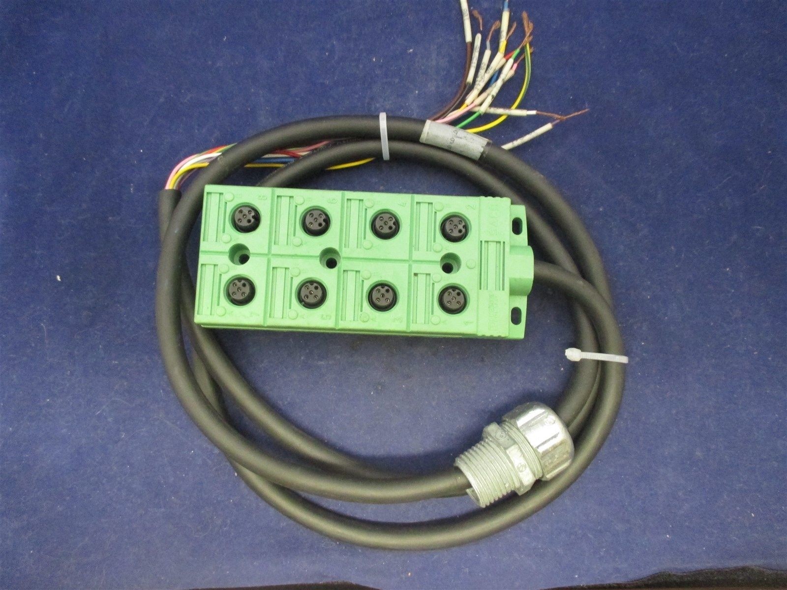 Phoenix Contact 1680982 SACB-8/8-5.0PUR  Distribution Box