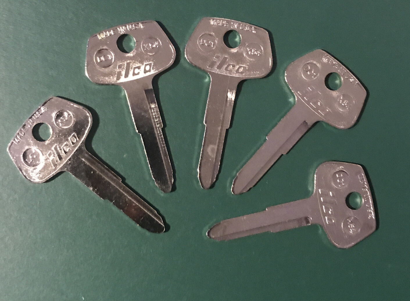 ilco brand key blanks, set of 5     DC1,  x54   locksmith