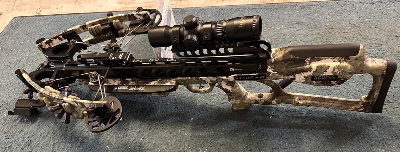 TenPoint Viper S400 Crossbow w/scope camo