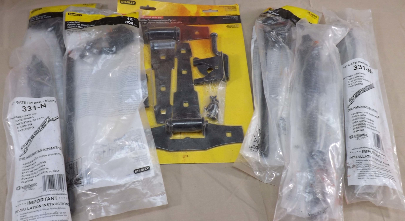 New Lot Of 7 Stanley Black Gate Spring Cane Bolt Ornamental Gate Tee Latch Set