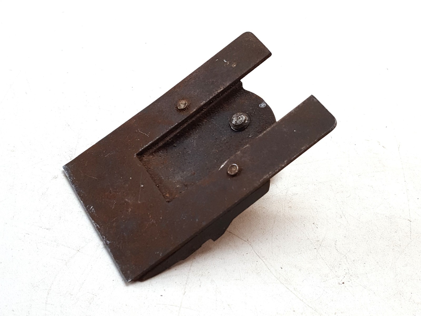 5031 Gage; Cap Iron, 2" Wide