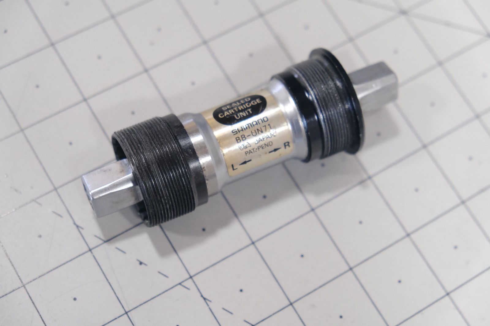 Shimano Ultegra BB-UN71 Square Taper Bottom Bracket 68x114mm English Thread Road
