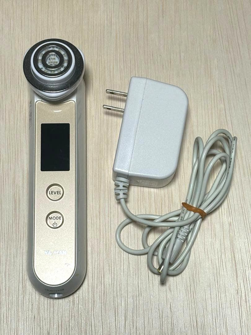 YA-MAN RF Beaute Photo Plus EX HRF-20N Facial Device Champagne Gold Beauty Tool