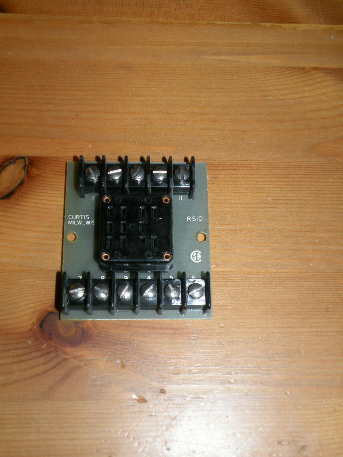 CURTIS INDUSTRIES RS10  RELAY SOCKET BASE