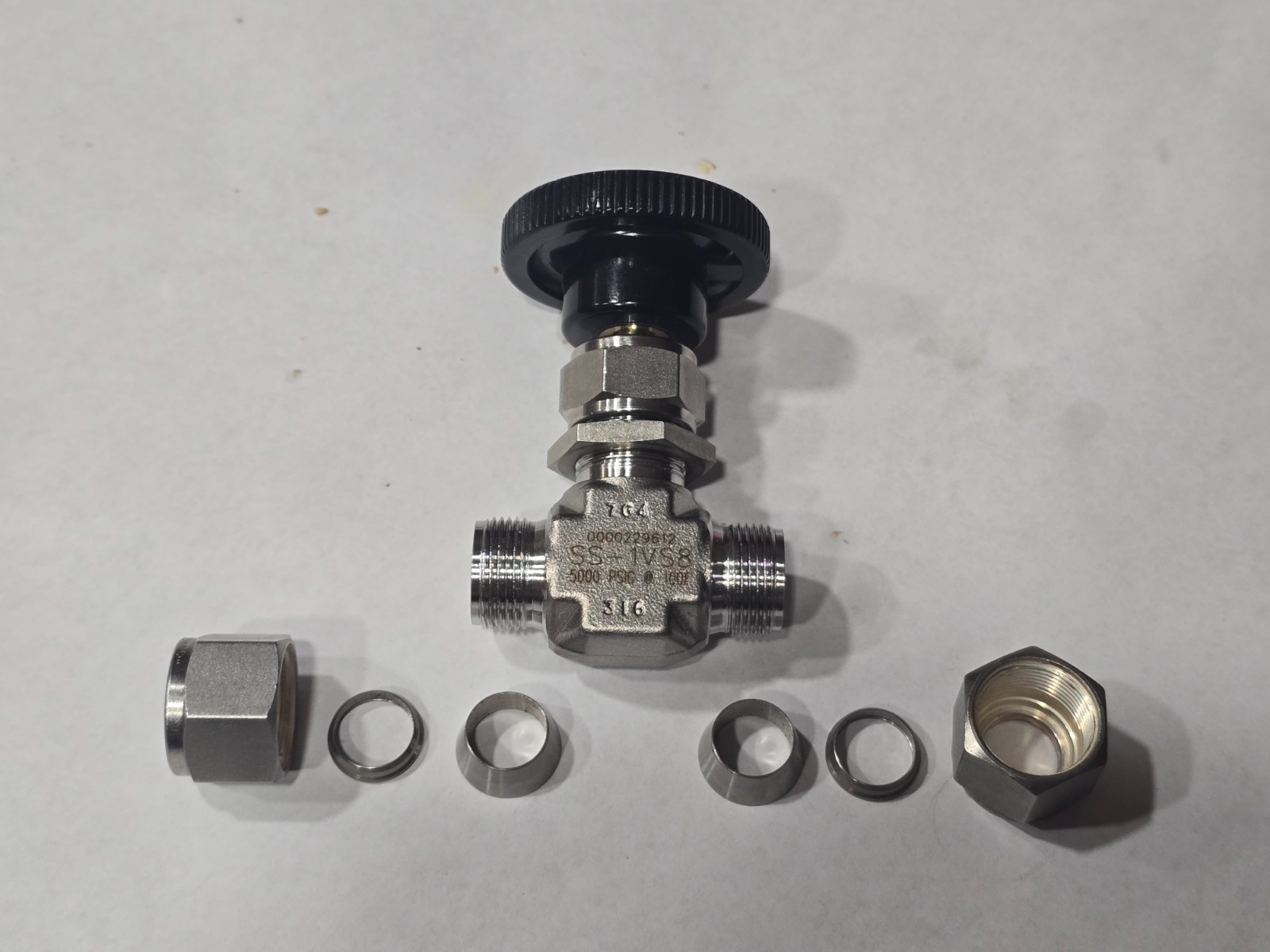 Swagelok Precision Integral Bonnet Needle Valve with regulating stem SS-1VS8