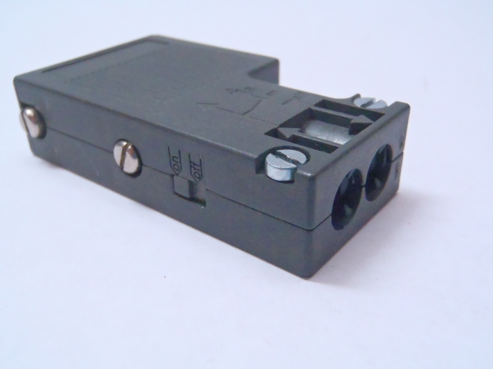 SIEMENS 6ES7972-0BA11-0XA0 PROFIBUS Connector