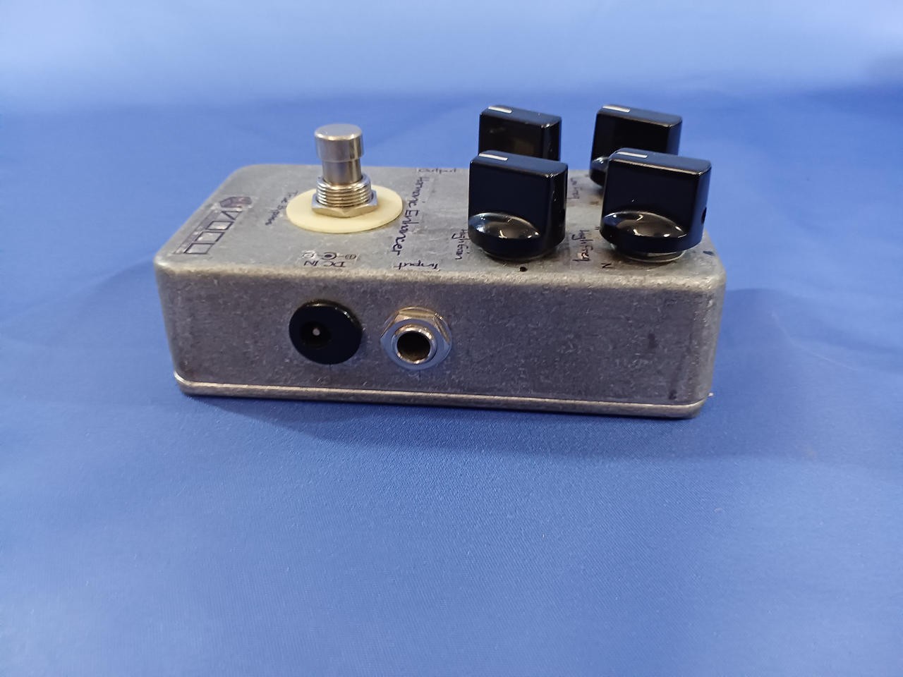 VOCU Magic Tone Room Harmonic Enhancer Audio Effect Pedal Used