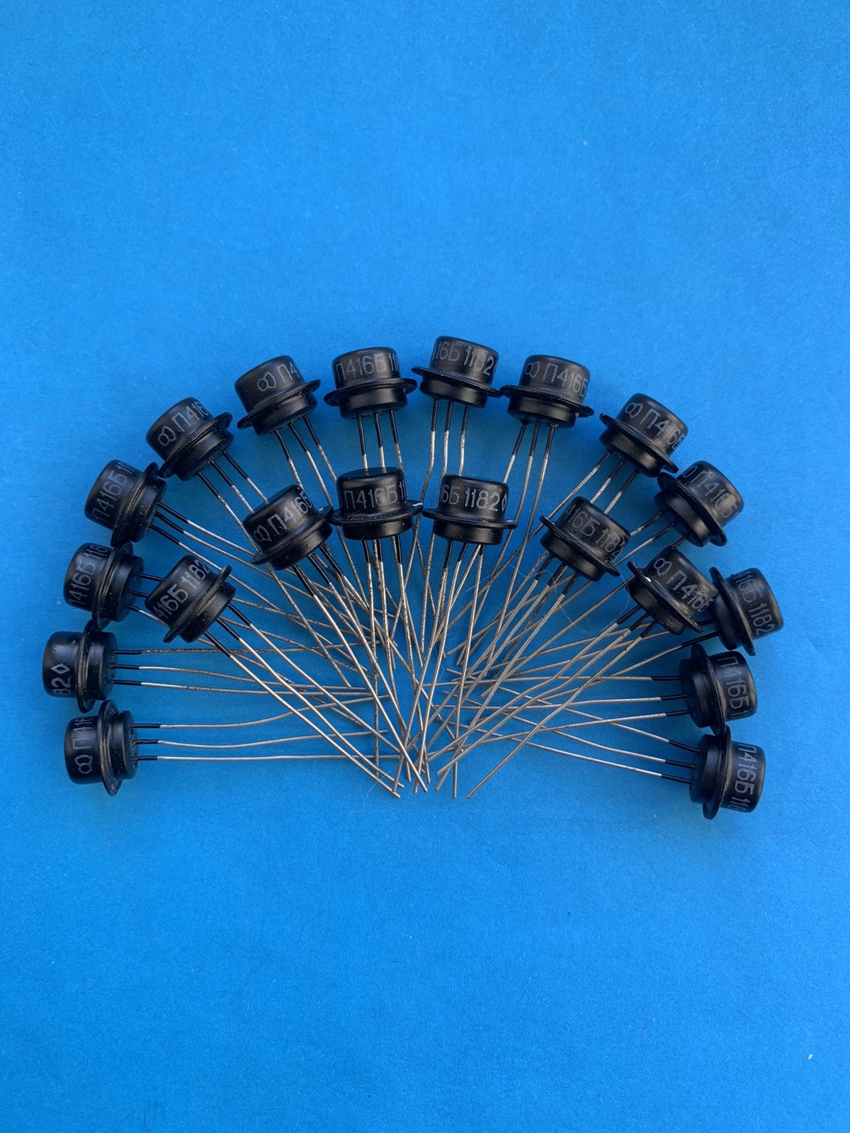 20pcs. P416B (П416Б) GERMANIUM PNP TRANSISTOR USSR 0.1W 25mA ~ 2SA279