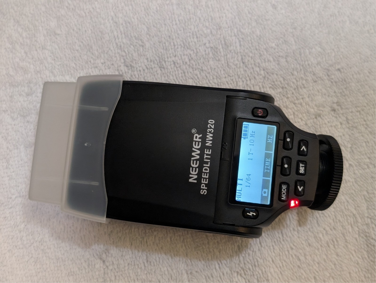 Neewer  Speedlite  NW320 Flash
