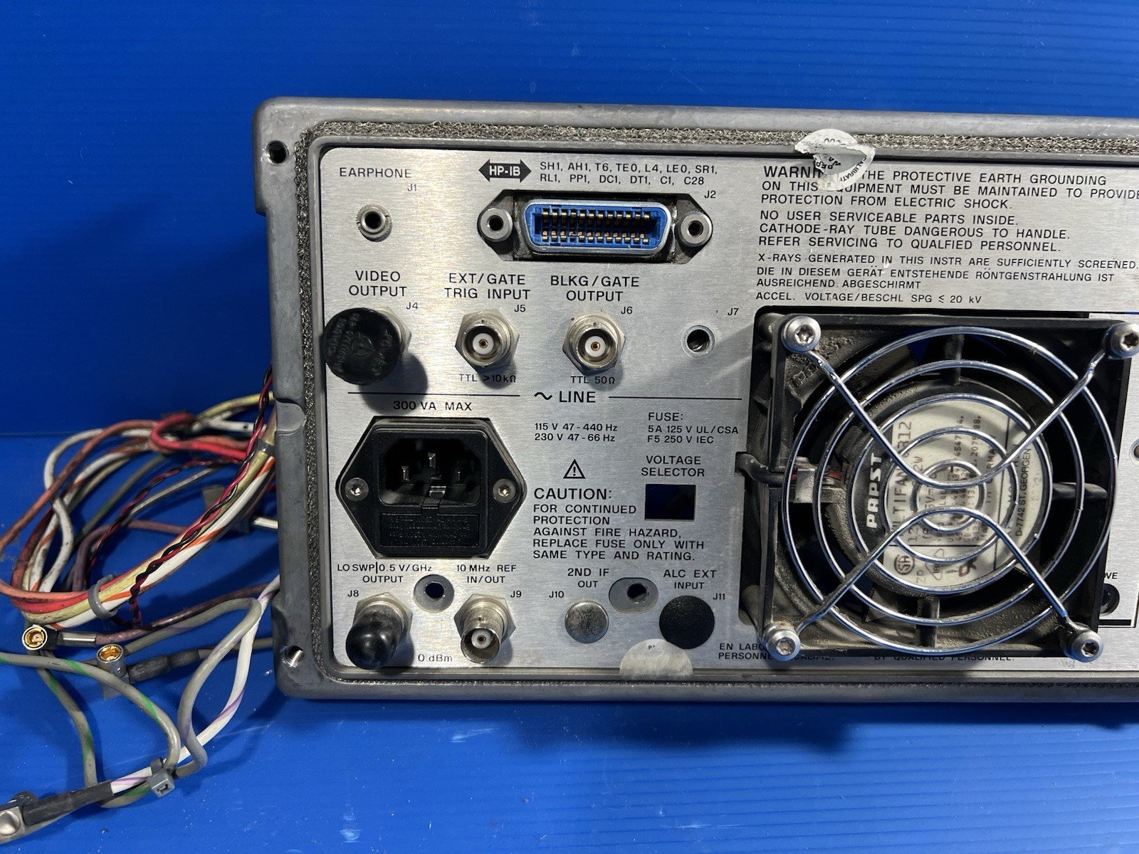 Agilent HP 8563E Spectrum Analyzer 9-26.5 Rear Panel