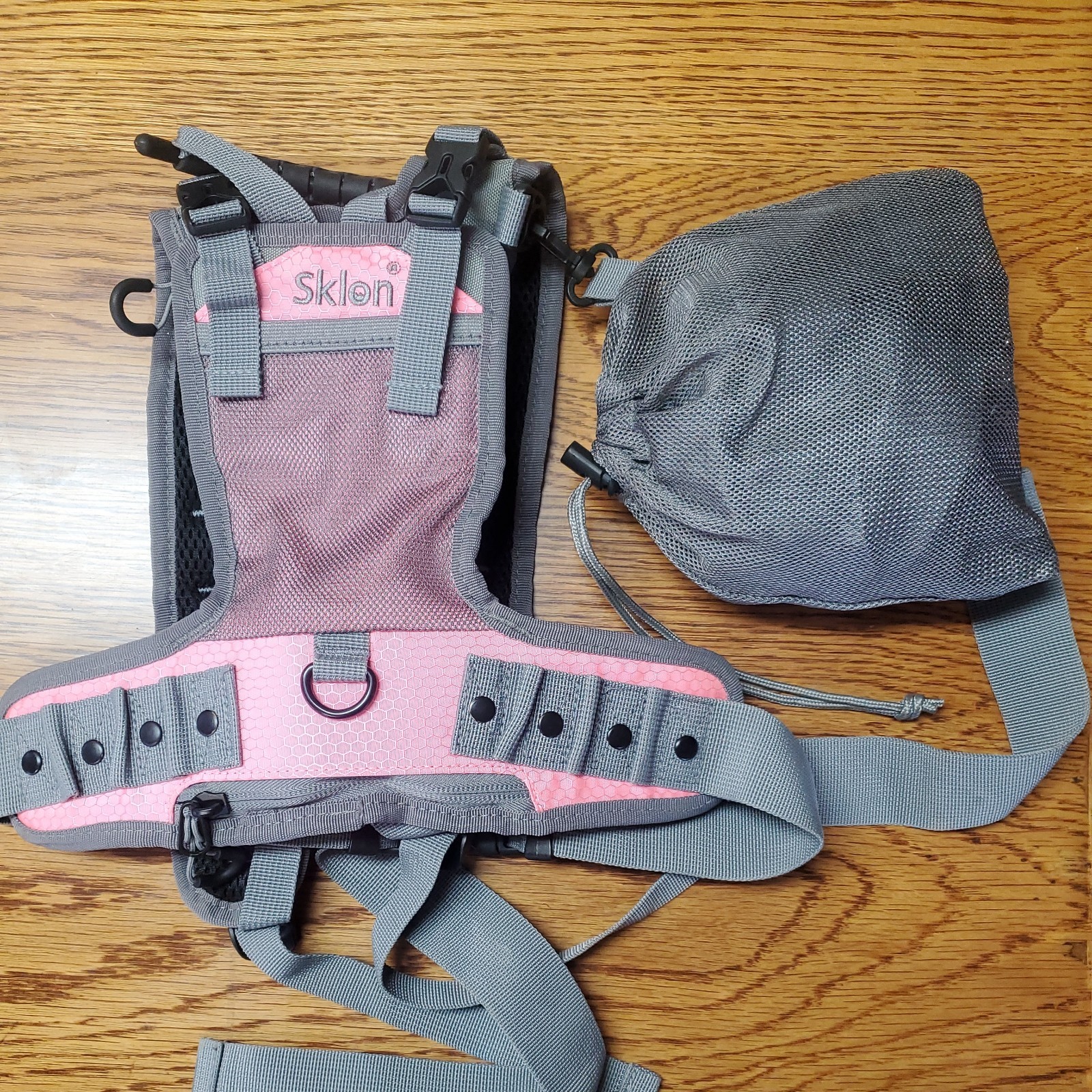 Sklon Ski and Snowboard Harness Trainer for Kids Pink & Gray SoHandy SEE PHOTOS
