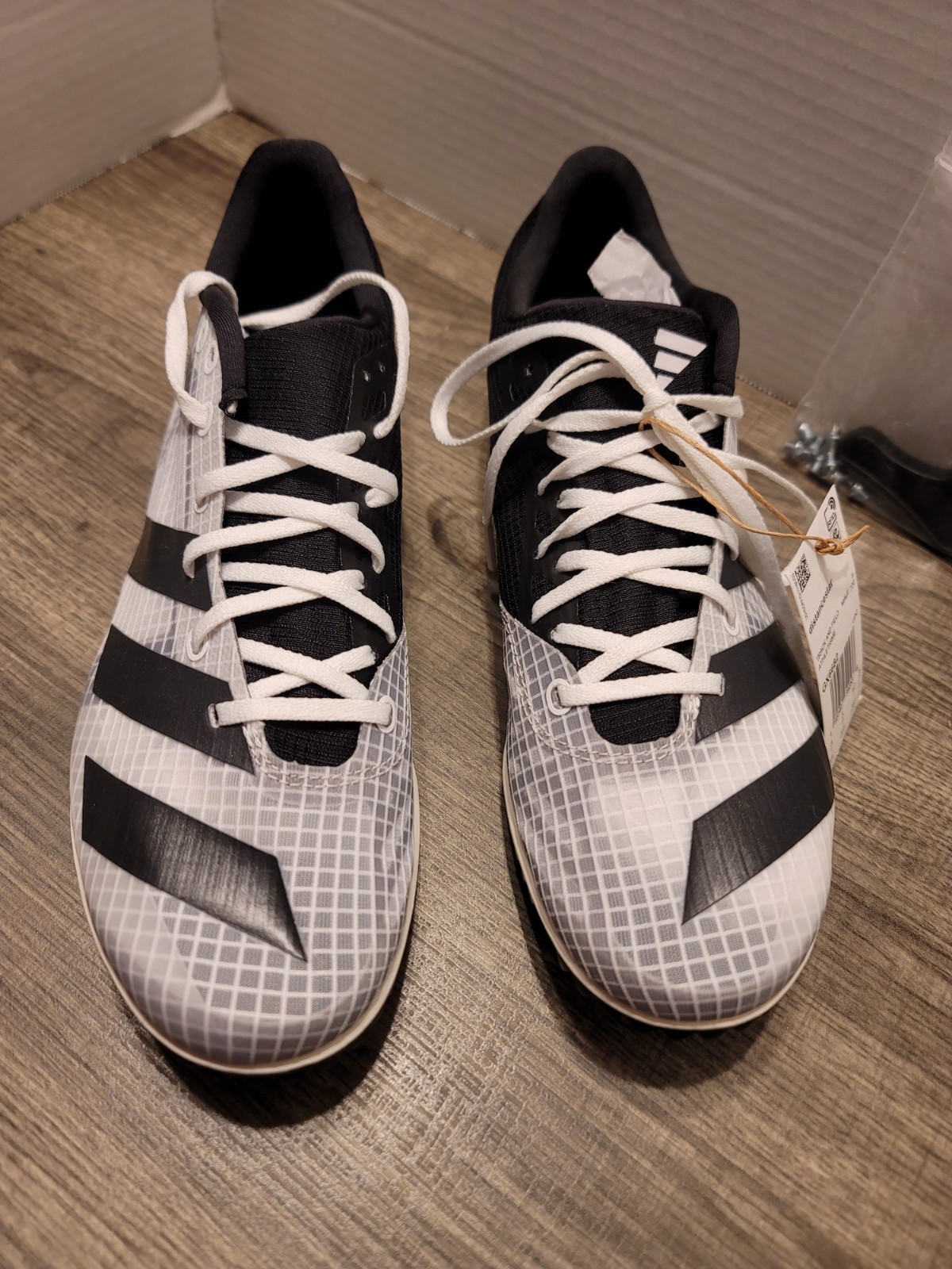 Adidas Men's Distancestar Track & Field Shoes Size 8.5 GX6682 White Black New