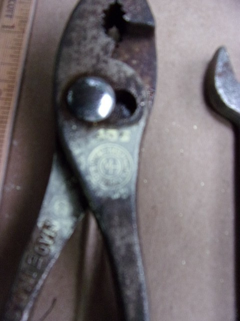 ANTIQUE McKAIG HATCH TOOL KIT LOT