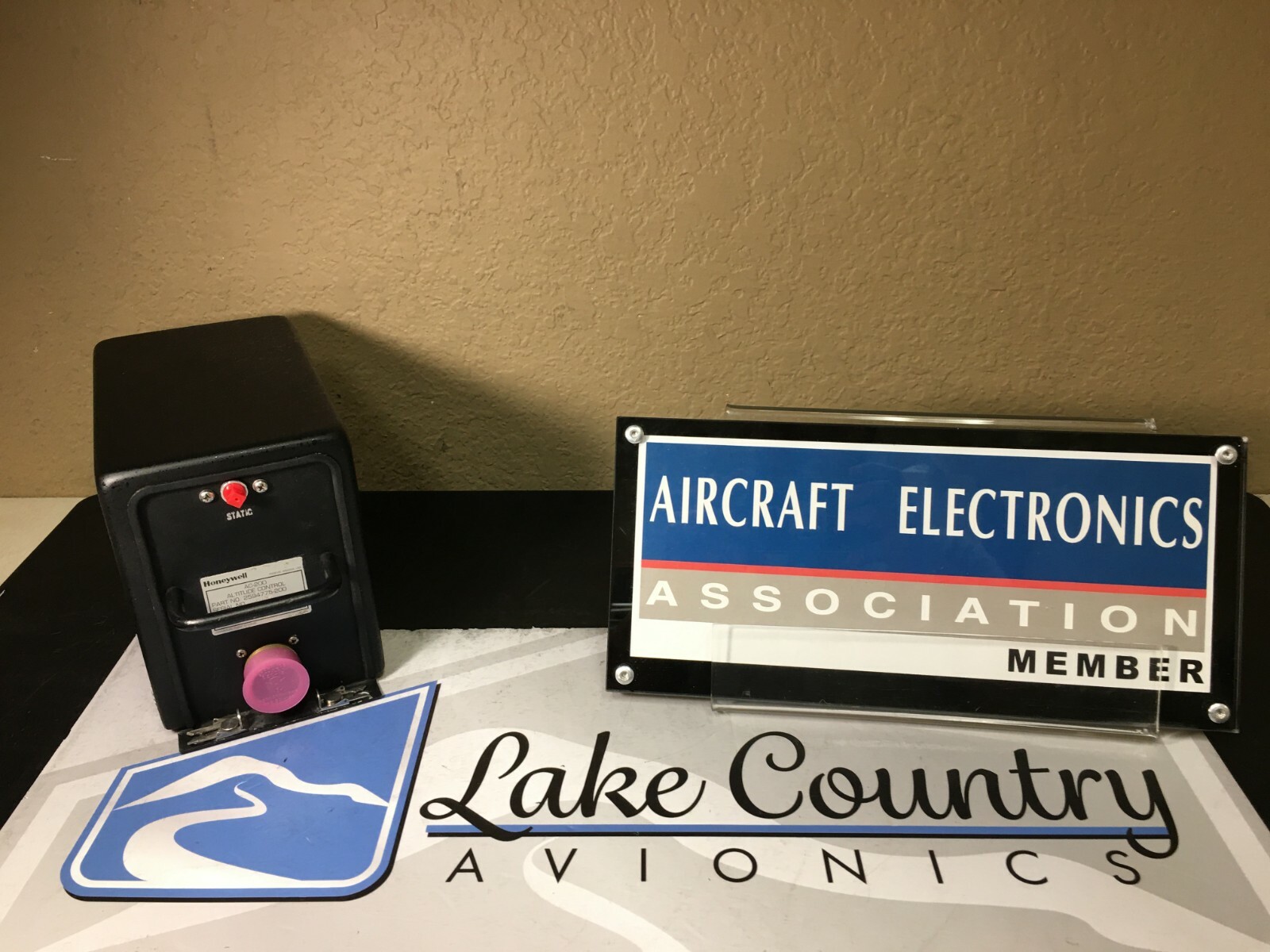 Altitude Control AC200 2594775-200 w/ January 2020 Repaired 8130