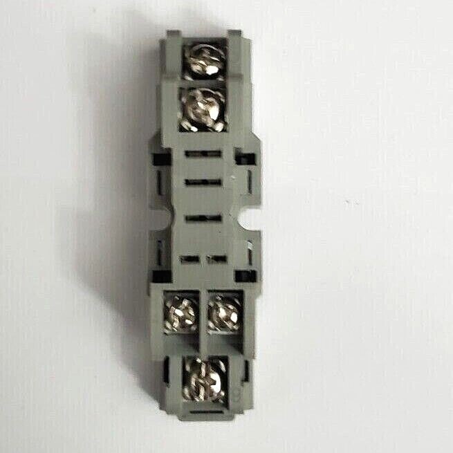 IDEC -  SH1B-05 Relay Base 1 Pole, DIN Rail Mount, Use with RH Series Relays