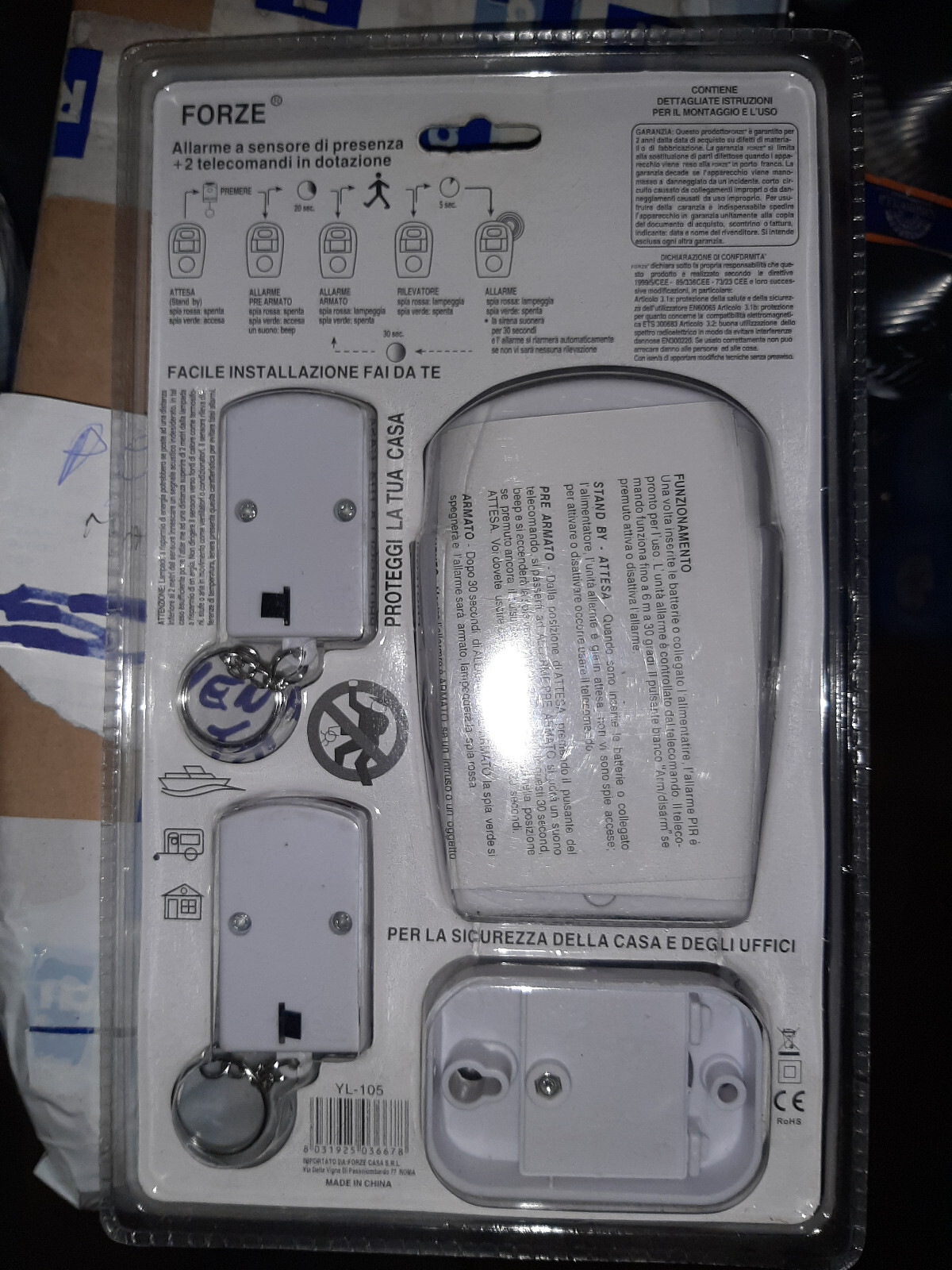 ANTIFURTO 2 TELECOMANDI SENSORE MOVIMENTO INFRAROSSI SIRENA 105DB A BATTERIE AA