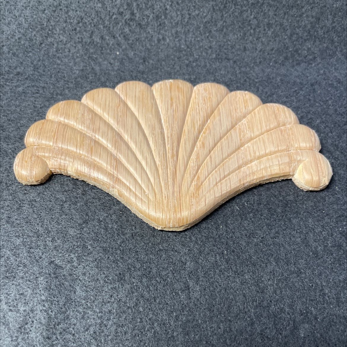4-3/4" x 2-3/4" Oak Wood Applique
