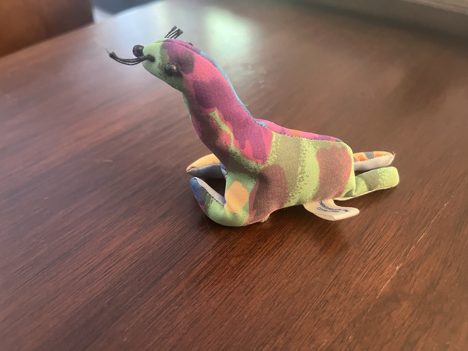 Multi-color, sand filled Seal