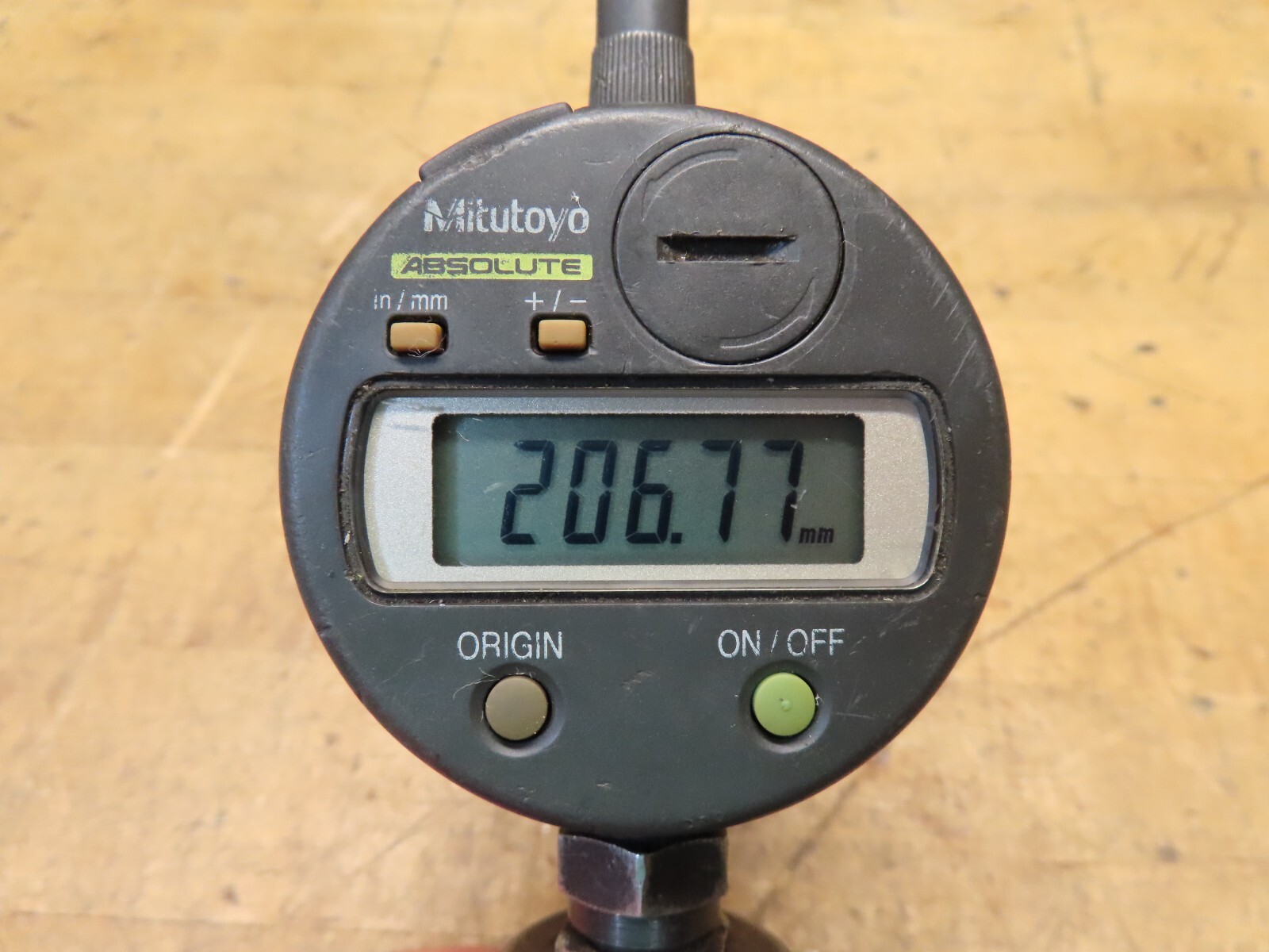 Mitutoyo 543-390B .01mm grad