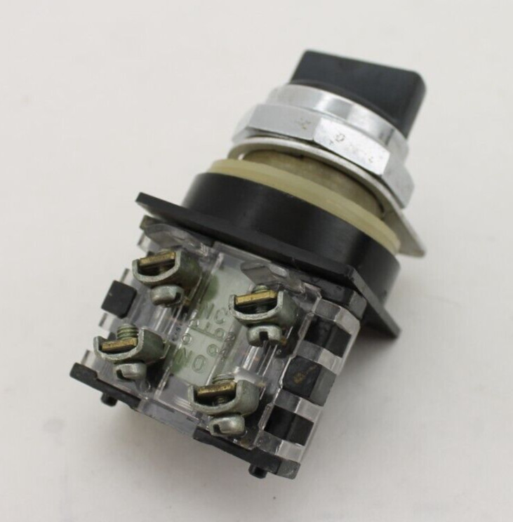 Used GE CR104P Contact Block with Black Selector Switch