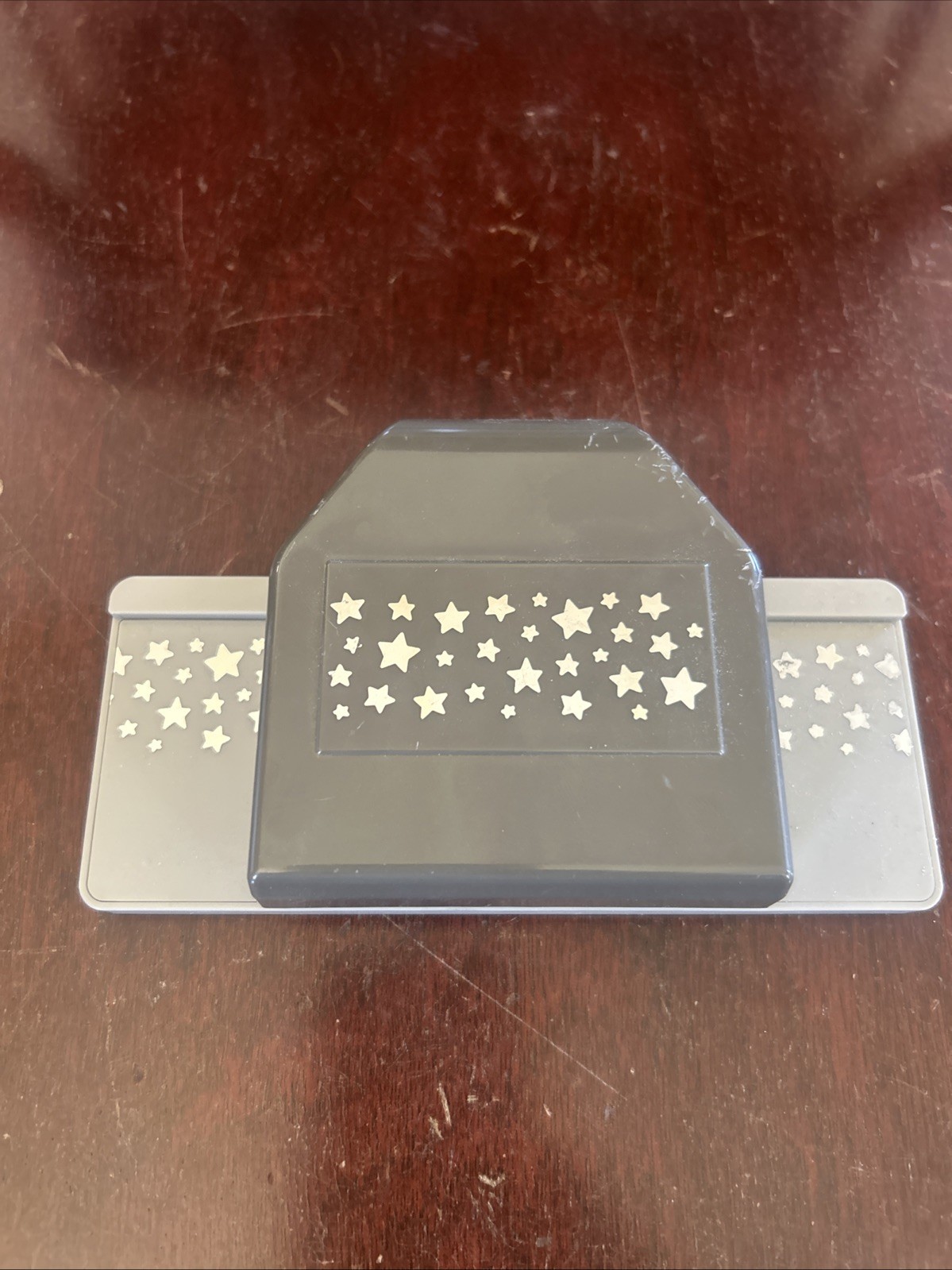 Stampin' Up! Star Border Edge Punch
