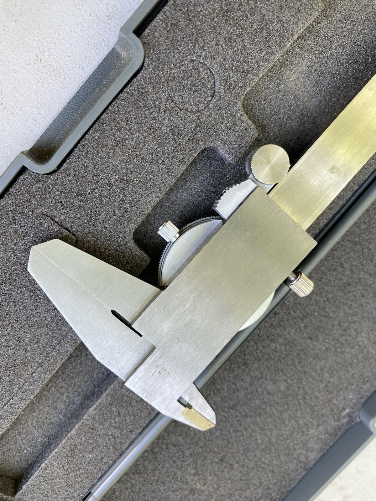 Midway Machinist SS 6” Dial Caliper .001”