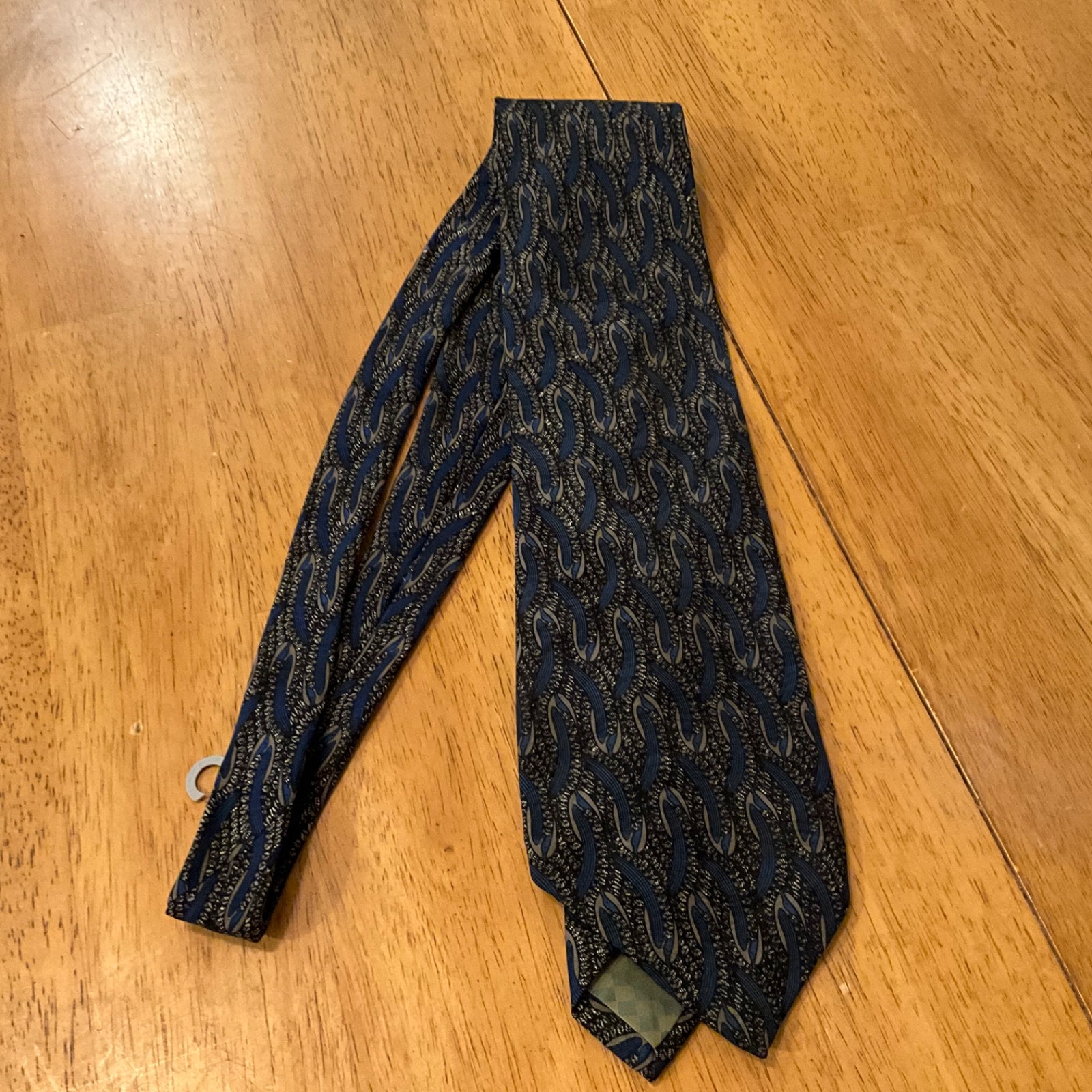 RON CHERESKIN Blue Birds Tie