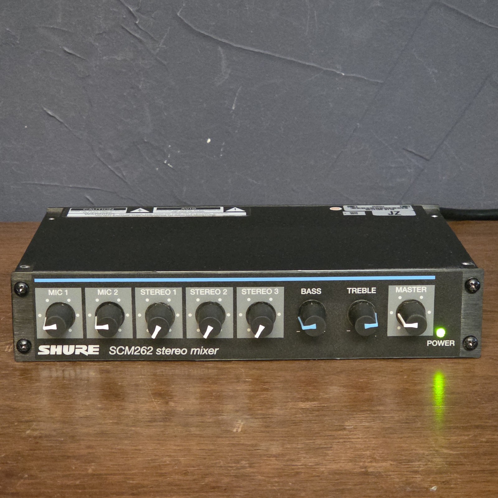 Shure SCM262 Stereo Mixer 2 Mic 3 Stereo Input Rack Mount Audio READ DESCRIPTION