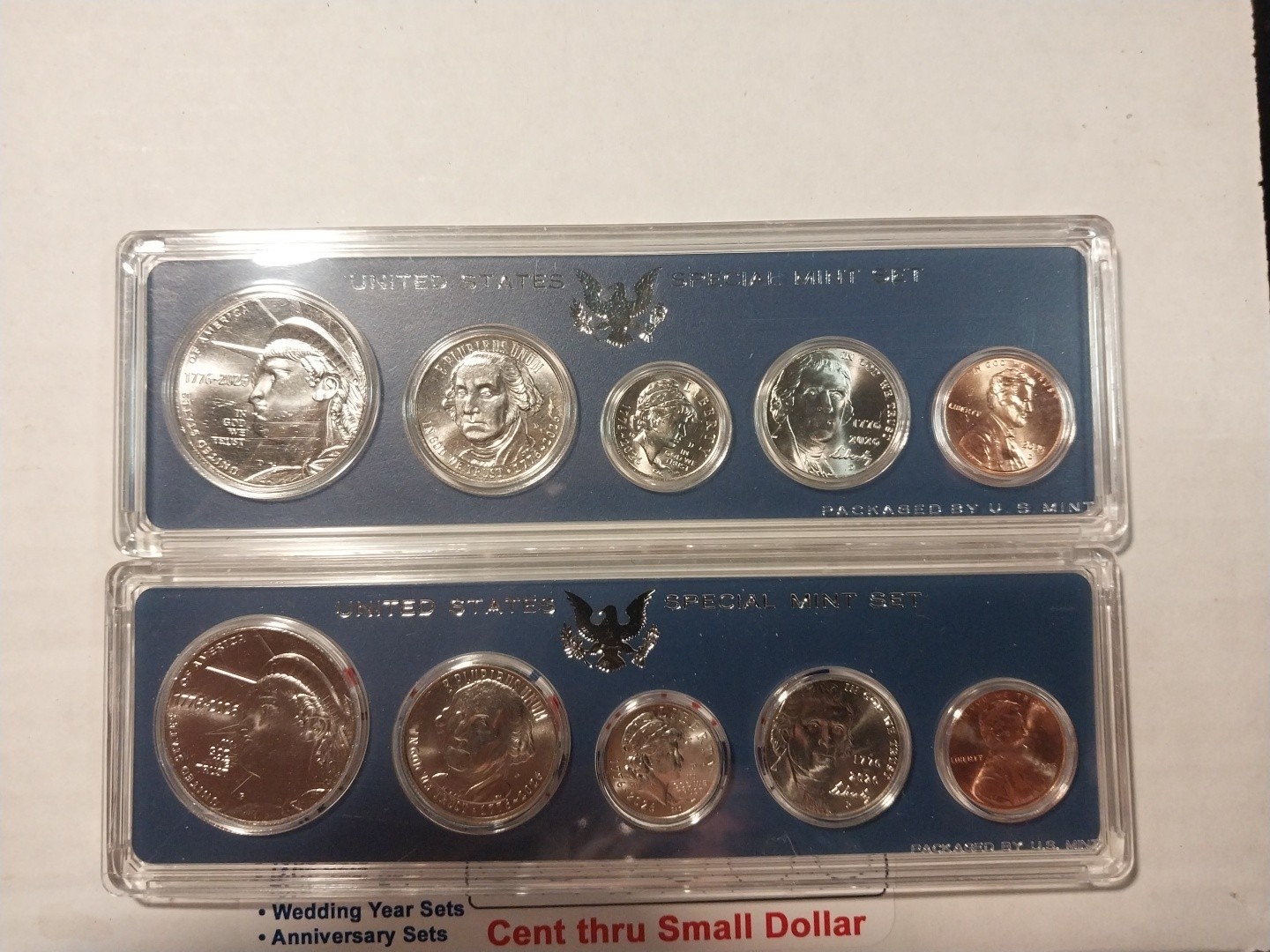 2026 SET IN VINTAGE HOLDERS WITH REVOLUTIONARY WAR QUARTER P AND D W/2025 CENT