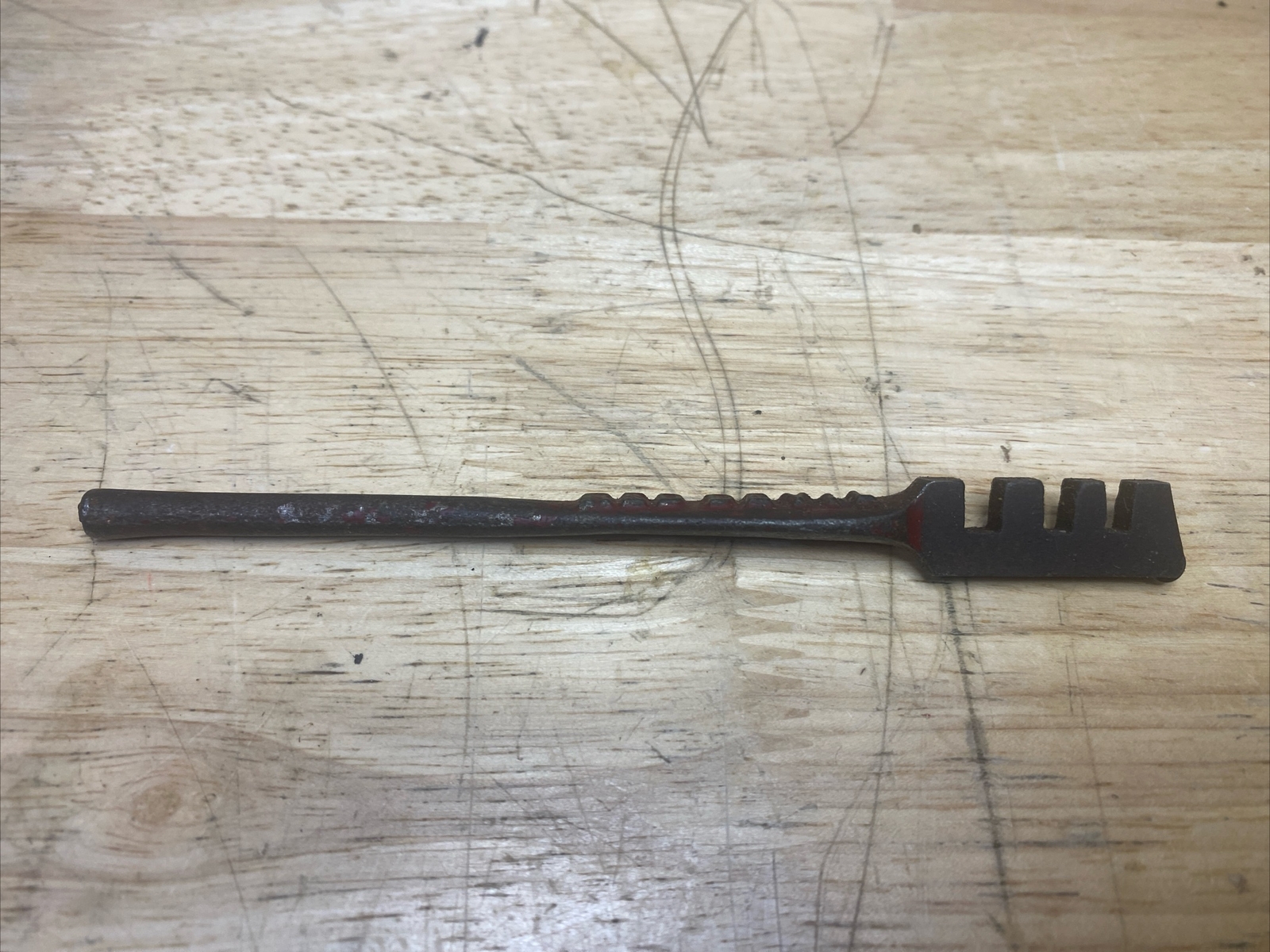 VINTAGE RED DEVIL GLASS CUTTER