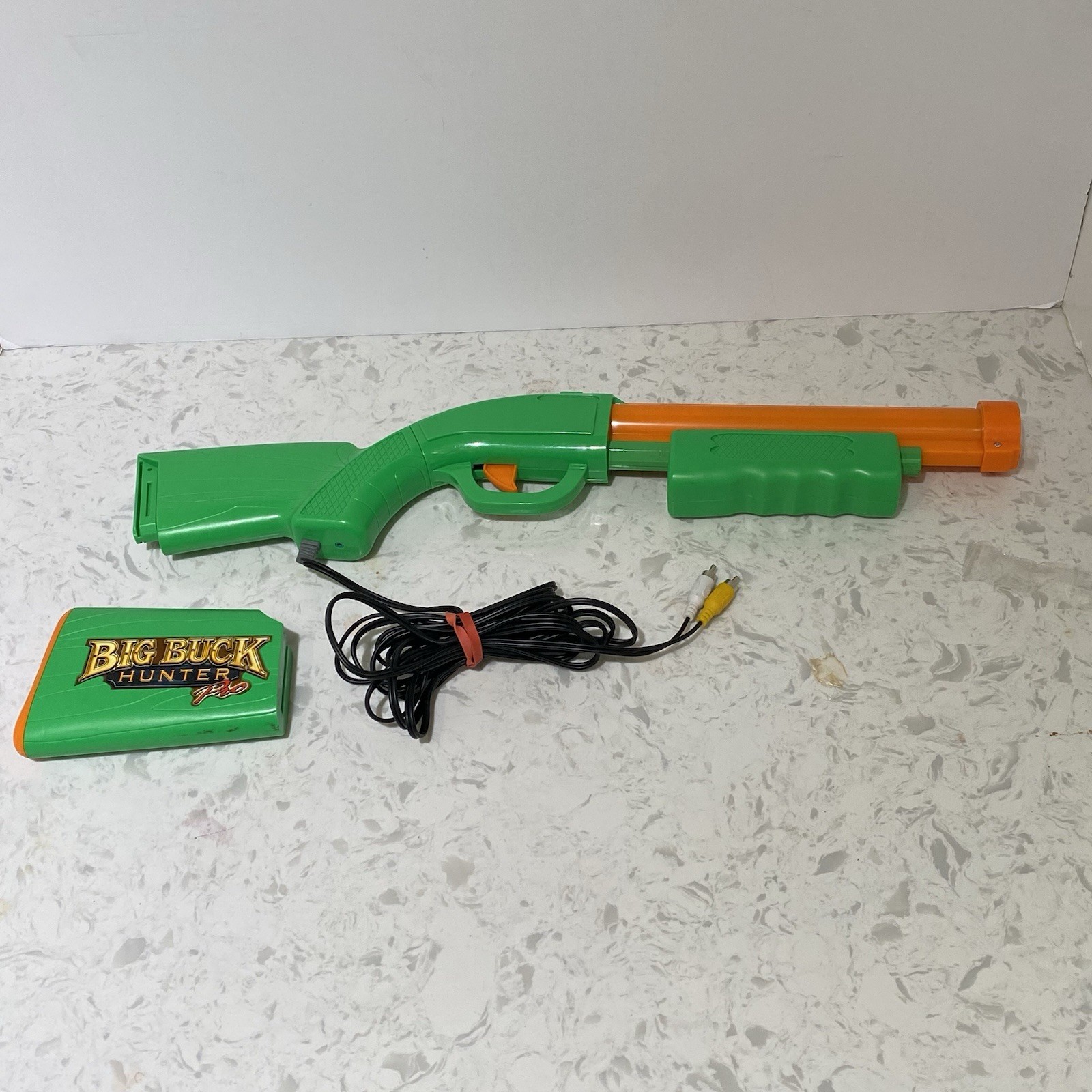 Big Buck Hunter Pro 2 Gun Multi-Player Plug & Play TV Arcade Game Works