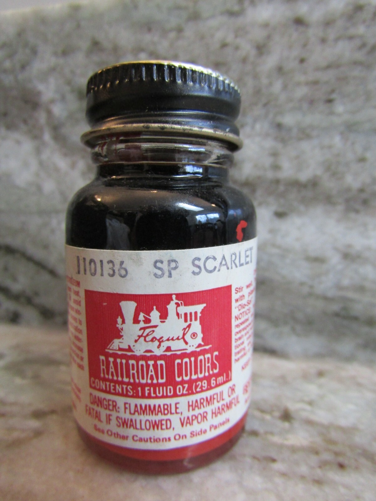 FLOQUIL RAILROAD COLORS MODEL PAINT - 1oz 1 OUNCE - SP SCARLET
