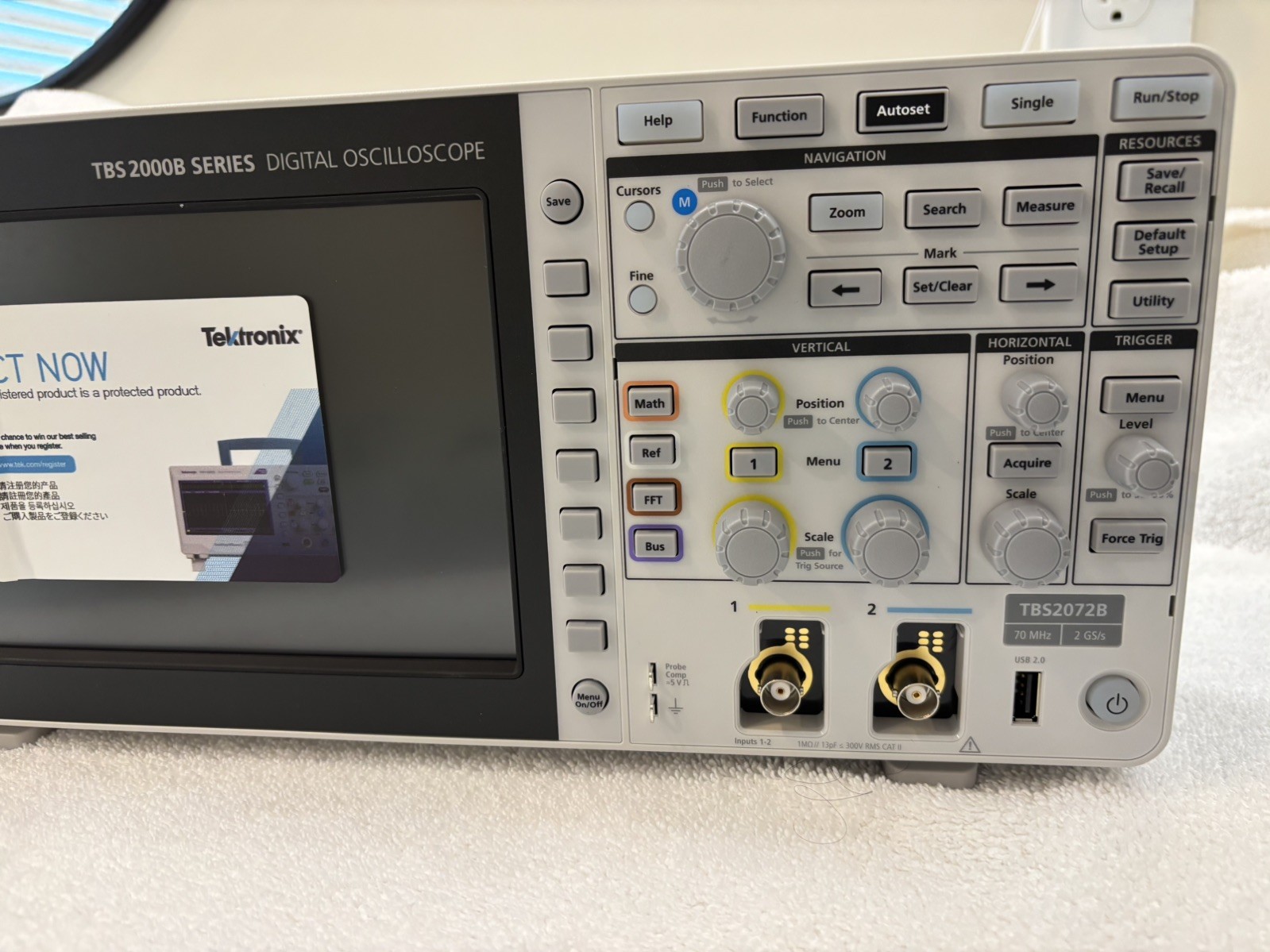 Tektronix TBS2072B - New - Open Box with all accessories