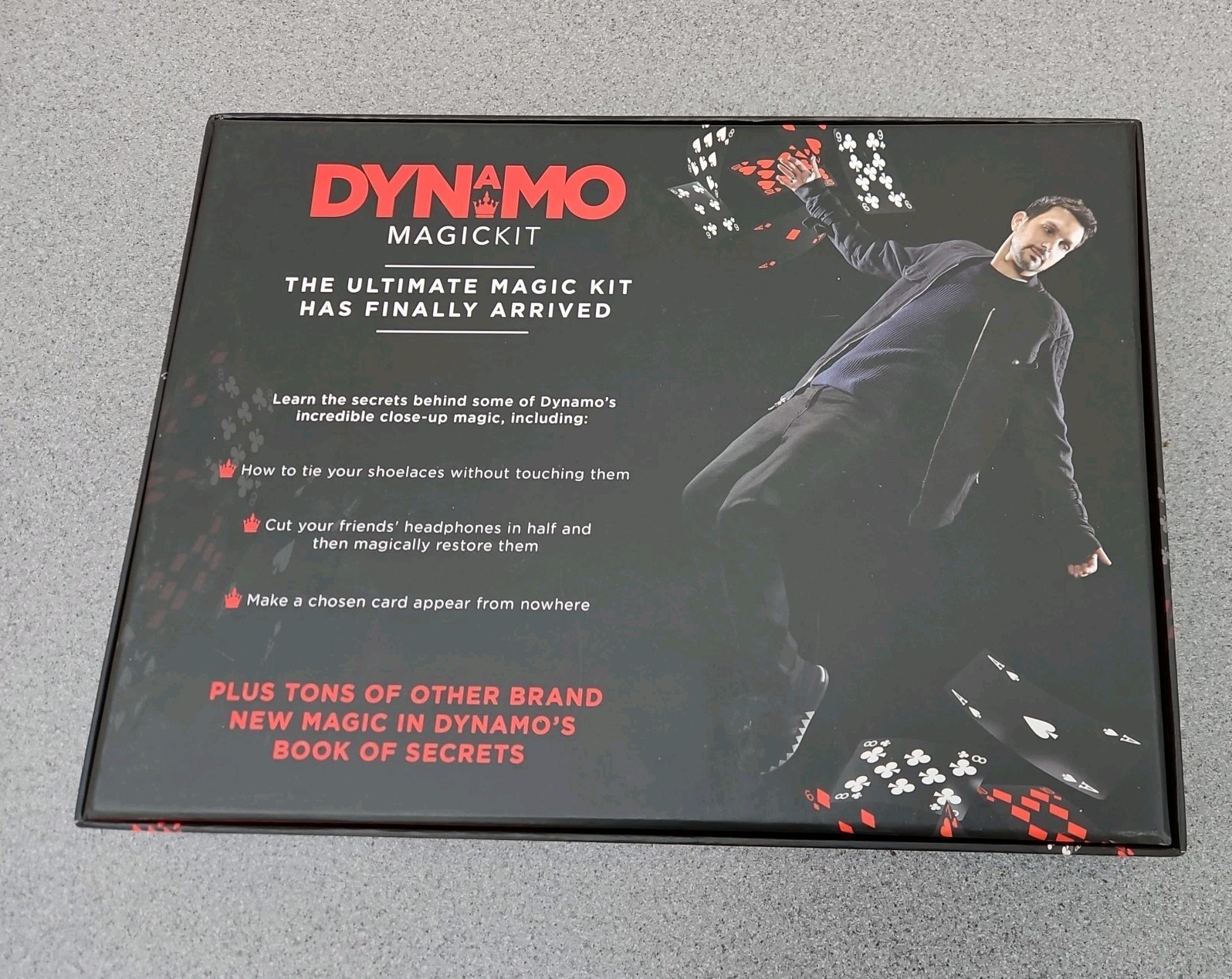 Dynamo Magickit Magic Set Kit Card Tricks NECA Games Used Once Age 8 Circle