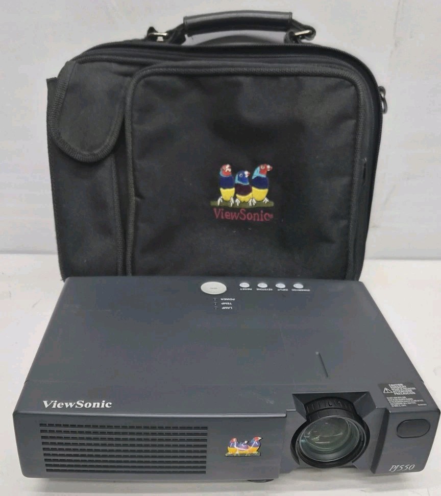ViewSonic Black PJ550-2 Home Projector VGA W/Carrying Case & Cords No Remote