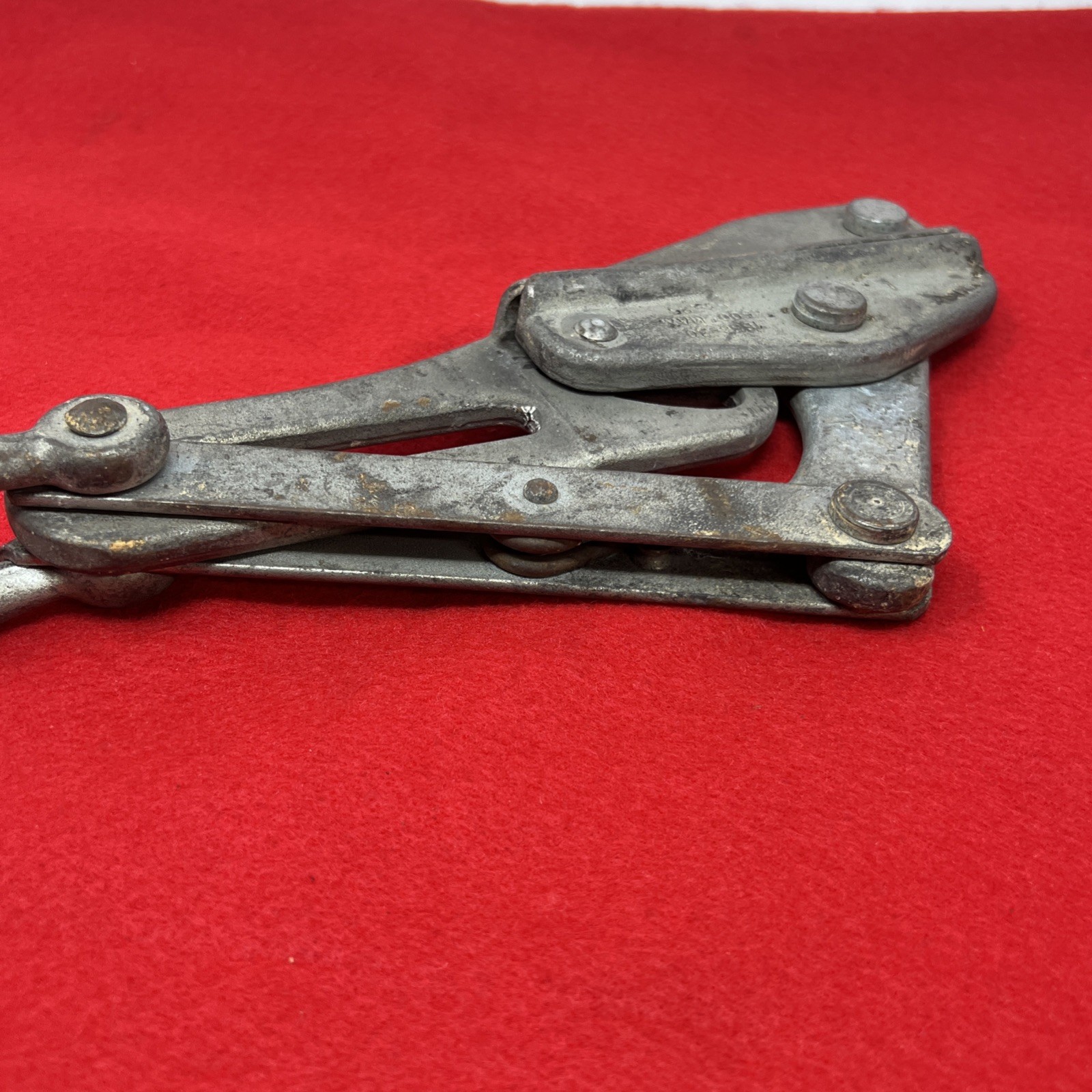 Klein Tools 1656-30 Grip Latch 4500lbs Cable Puller