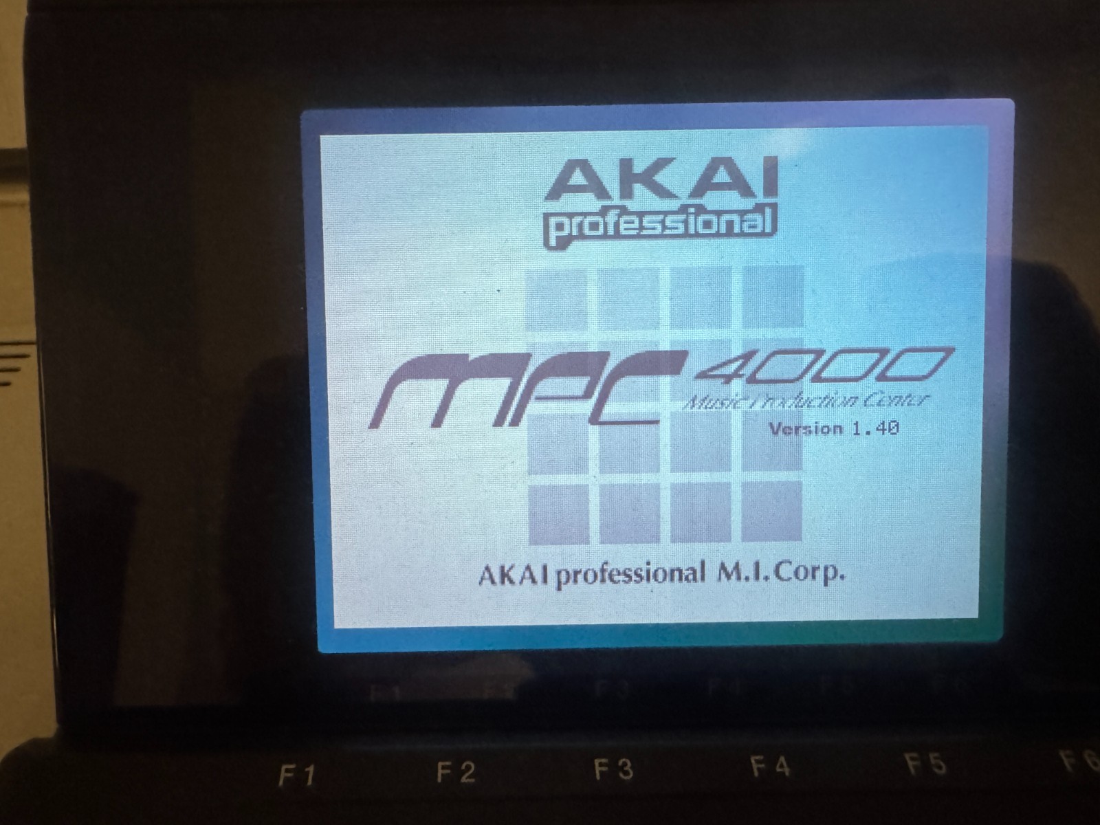 AKAI MPC 4000 MPC4000 1.71 DRUM SAMPLER /CD/HD/
